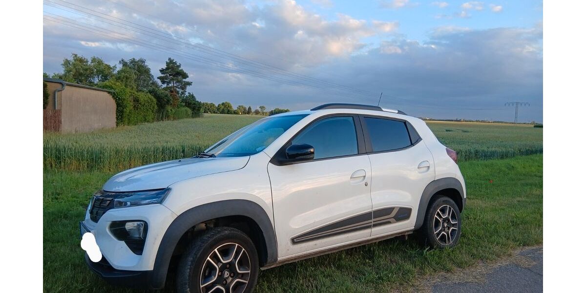 Dacia Spring 75.000 km 8.400 &euro; Markranstädt 04420