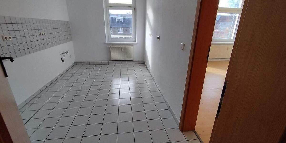 Etagenwohnung Leipzig Altlindenau - 2 Zimmer, 68 m&sup2;, 721&euro; | Angebot:25835264
