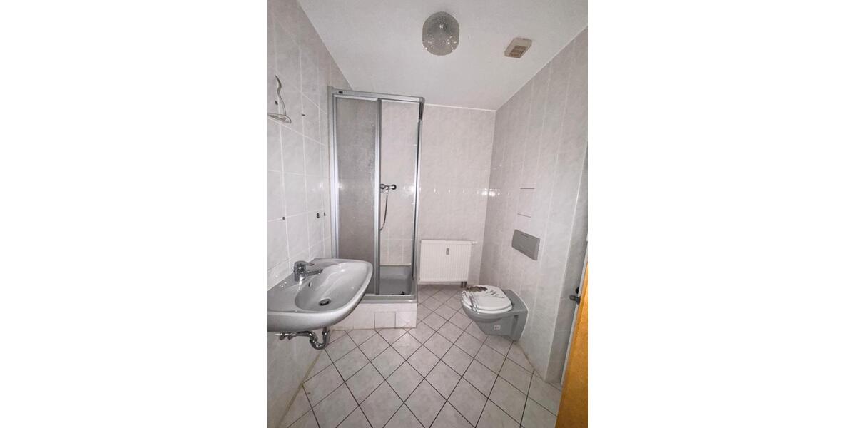 Erdgeschoßwohnung Bad Dürrenberg - 2 Zimmer, 53 m&sup2;, 351&euro; | Angebot:24784239