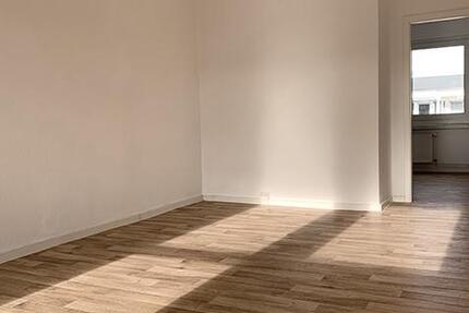 Lichtdurchflutete 3-Raumwohnung mit Dusche und Balkon 3 zimmer