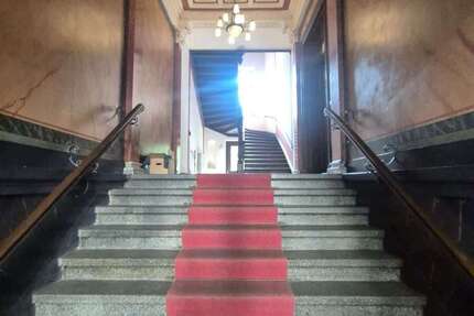 großzügige Büroetage in herrschaftlichem Gründerzeitobjekt 9 zimmer