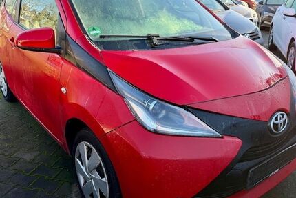 Toyota Aygo (X) 190.000 km 4.165 &euro; Zwenkau OT Löbschütz 04442