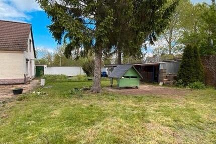 Großes Grundstück mit Bauantrag* Einfamilienhaus zimmer