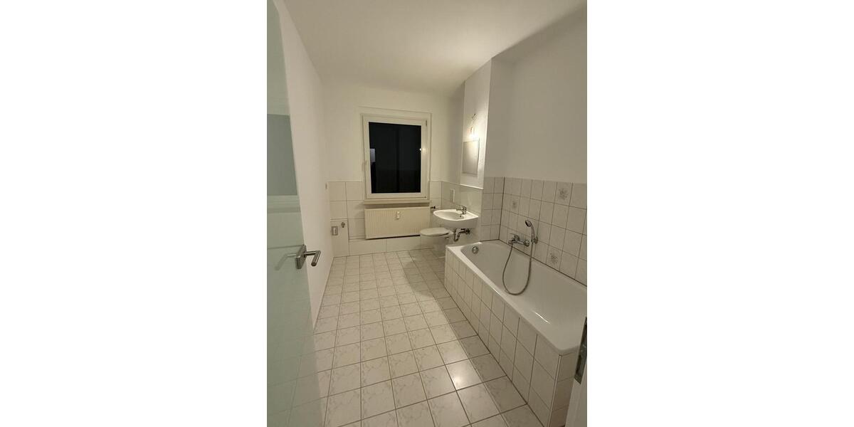 Etagenwohnung Grimma - 3 Zimmer, 60 m&sup2;, 306&euro; | Angebot:26273702