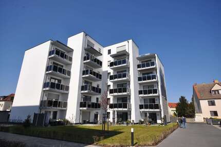 Wohnung Delitzsch - 3 Zimmer, 77 m&sup2;, 840&euro; | Angebot:26435906