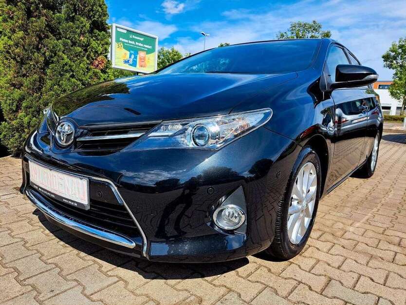 Auris
