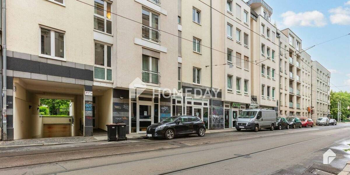 Gemütliche Stadtwohnung mit Balkon, Aufzug und Tiefgaragenstellplatz nahe der Leipziger Innenstadt 2 zimmer