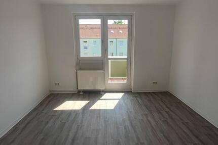 Wohnung Merseburg - 3 Zimmer, 59 m&sup2;, 352&euro; | Angebot:26662545