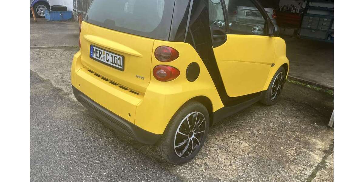 Smart forTwo 113.589 km 4.450 &euro; Markranstädt 04420