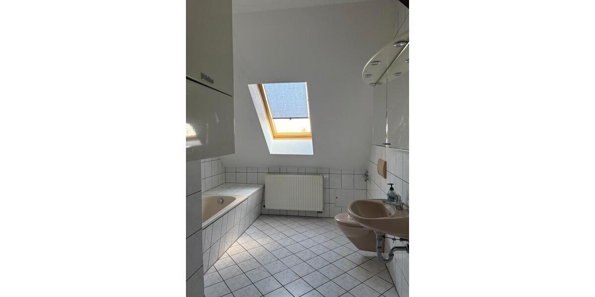 Dachgeschoßwohnung Eilenburg - 1 Zimmer, 45 m&sup2;, 348&euro; | Angebot:26647423