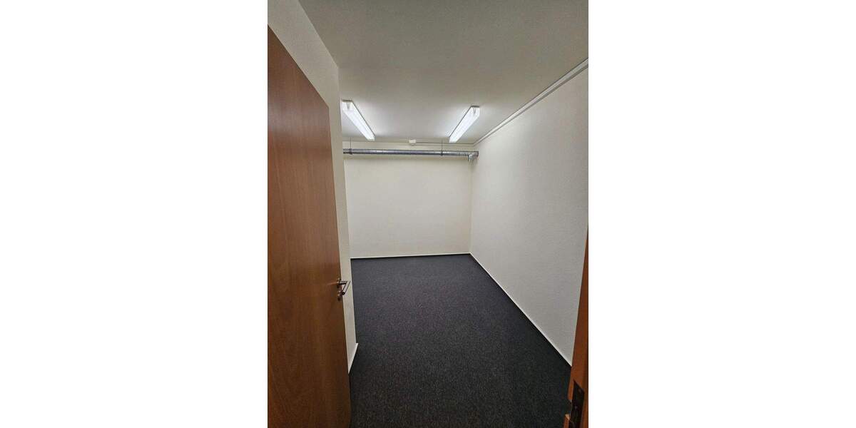 Gewerbeobjekt Leipzig Zentrum-Ost - 1 Zimmer, 412 m&sup2;, 5.570&euro; | Angebot:25899468