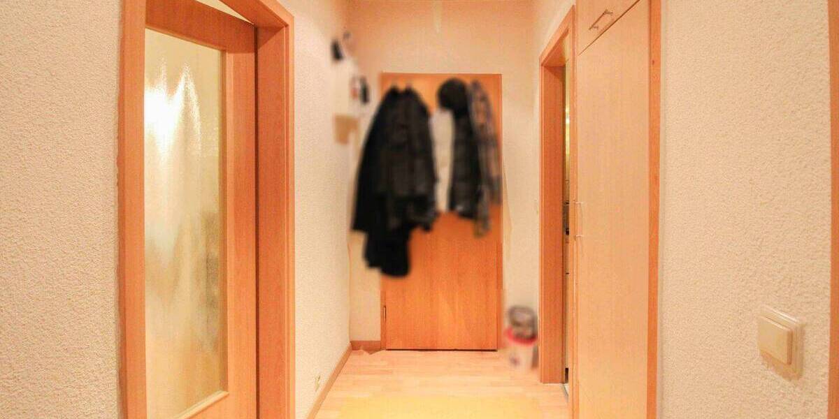 Etagenwohnung Pegau - 2 Zimmer, 47 m&sup2;, 35.000&euro; | Angebot:26082658