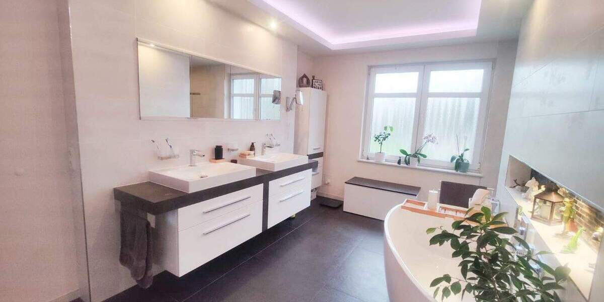 Etagenwohnung Leipzig Holzhausen - 5 Zimmer, 140 m&sup2;, 420.000&euro; | Angebot:25140993