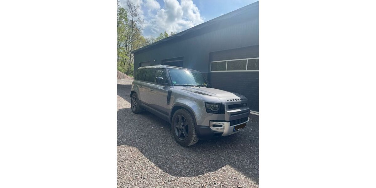 Land Rover Defender 25.341 km 81.000 &euro; Wurzen OT Kornhain 04808