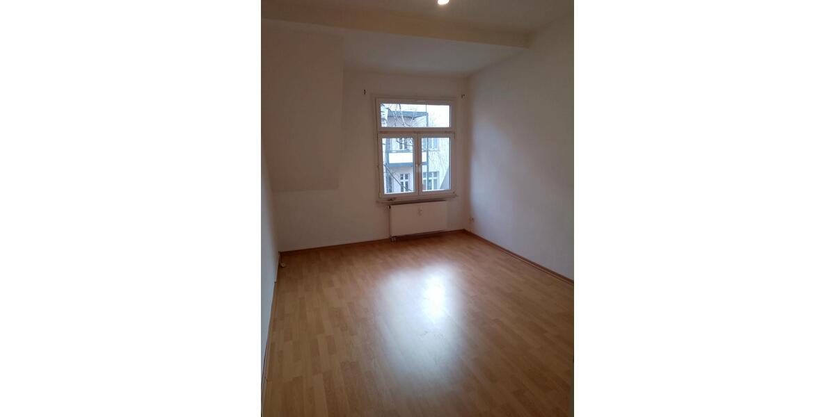 Dachgeschoßwohnung Leipzig Süd - 2 Zimmer, 48 m&sup2;, 517&euro; | Angebot:25722067