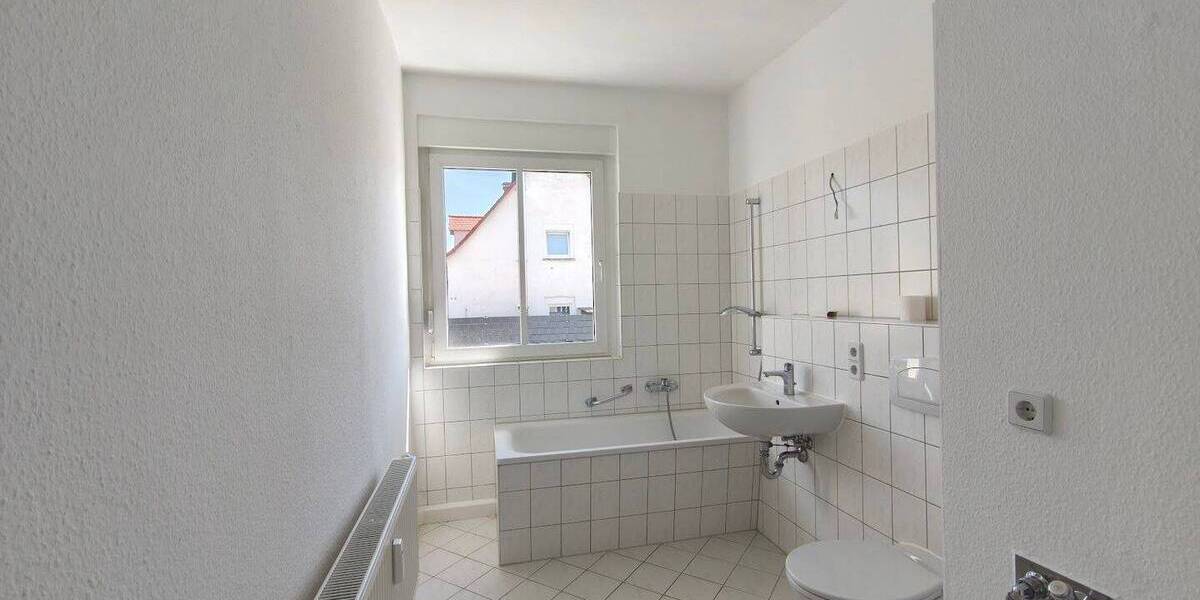 Etagenwohnung Kitzscher Braußwig - 2 Zimmer, 50 m&sup2;, 293&euro; | Angebot:26885994