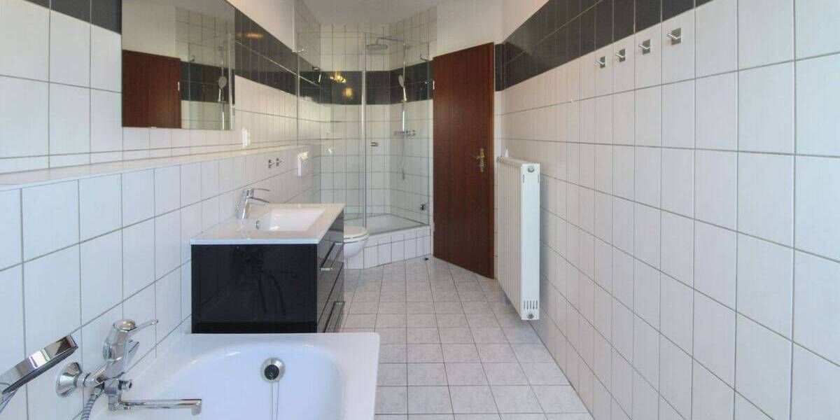 Reihenmittelhaus Leuna Kötschlitz - 5 Zimmer, 100 m&sup2;, 240.000&euro; | Angebot:26107524