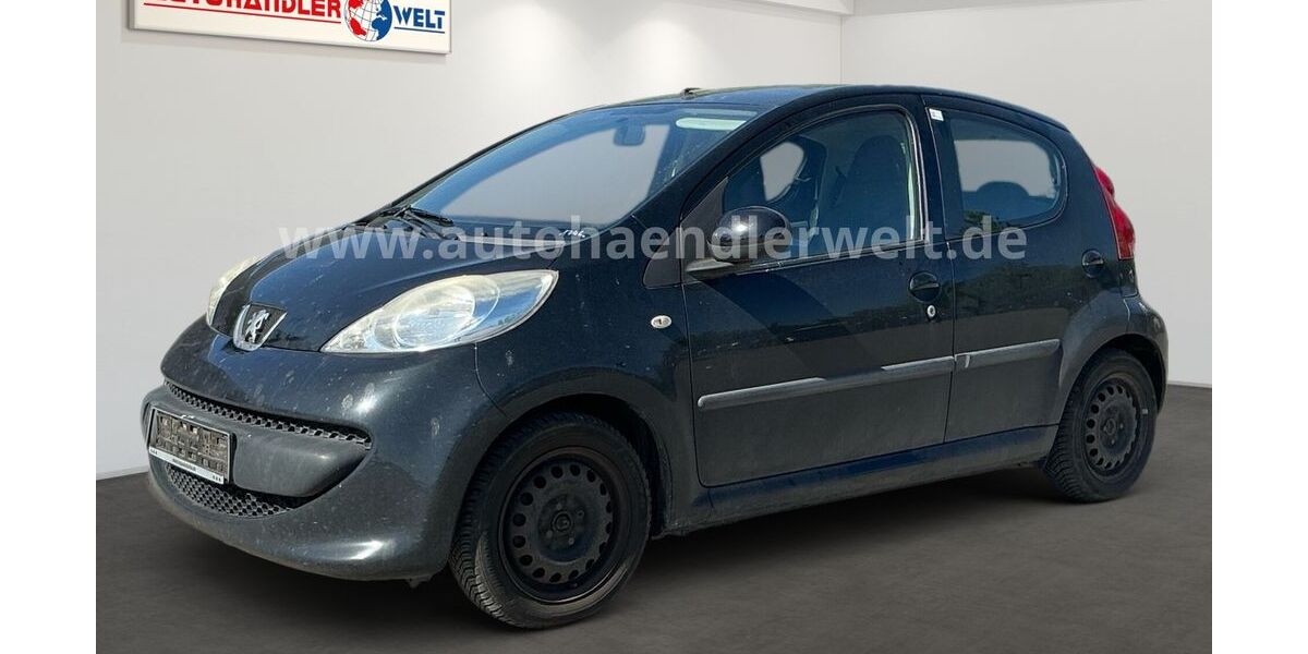 Peugeot 107 154.937 km 2.399 &euro; Brehna 06796
