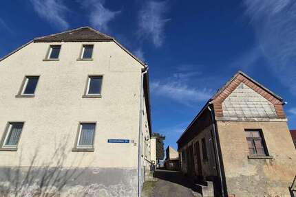 Haus Grimma - 21 Zimmer, 452 m&sup2;, 49.000&euro; | Angebot:27160656