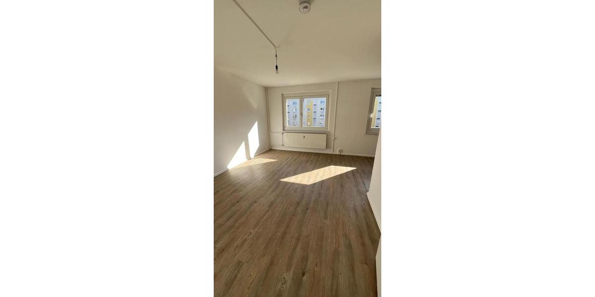 Etagenwohnung Leipzig Lausen-Grünau - 1 Zimmer, 33 m&sup2;, 275&euro; | Angebot:25772492