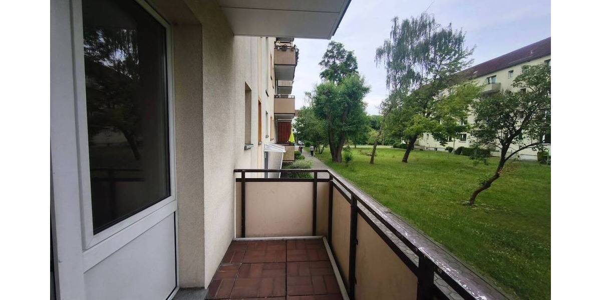 Etagenwohnung Merseburg Kötzschen - 2 Zimmer, 51 m&sup2;, 334&euro; | Angebot:26902625