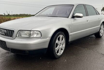 Audi A8 240.000 km 13.990 € Leipzig 04177