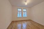 Neuwertige 3 Zimmer Wohnung mit großem Balkon