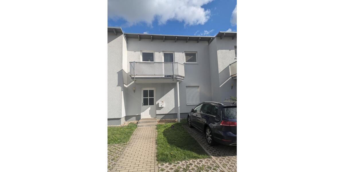 +++TOLLES REIHENMITTELHAUS+GARTEN+MODERNES BAD M. WANNE+GR. KÜCHE+TOLLES WOHNZIMMER++ 4 zimmer