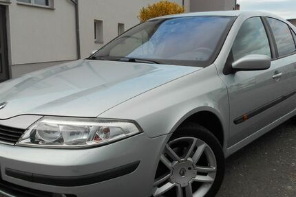 Renault Laguna 144.219 km 1.499 € Belgershain 04683