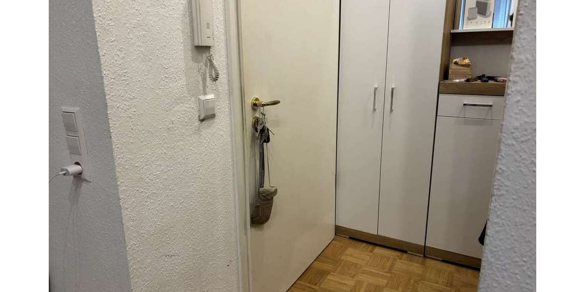 Solides 1 - Zimmer Appartement als Kapitalanlage im Denkmal - MFH 1 zimmer