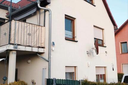 Wohnung Schkopau - 4 Zimmer, 120 m&sup2;, 1.100&euro; | Angebot:25396495