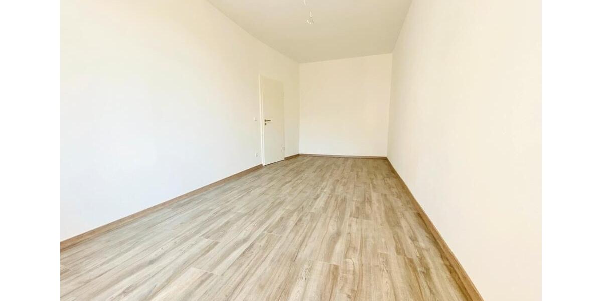 4-Raum-Wohnung mit Balkon frisch saniert in Leipzig - Gohlis WG-geeignet 4 zimmer