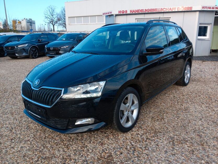 Skoda Fabia 73.374 km 10.400 € Leipzig 04179