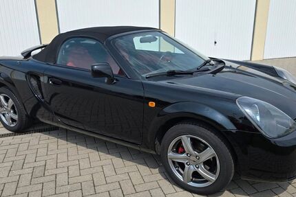 Toyota MR 2 117.000 km 9.500 &euro; Kabelsketal 06184