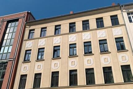 Schöne helle 1 Raum Zimmerwohnung EBK frisch renoviert von privat 1 zimmer