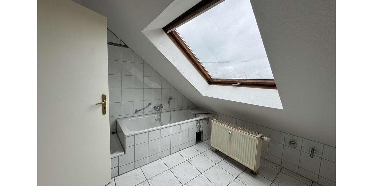 Dachgeschoßwohnung Leipzig Ost - 2 Zimmer, 65 m&sup2;, 553&euro; | Angebot:26224875
