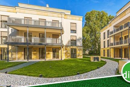 Luxuriöser Wohntraum mit Blick ins Grüne, inkl. Einbauküche, Kamin, Südwest-Balkon, HWR u.v.m. 5 zimmer