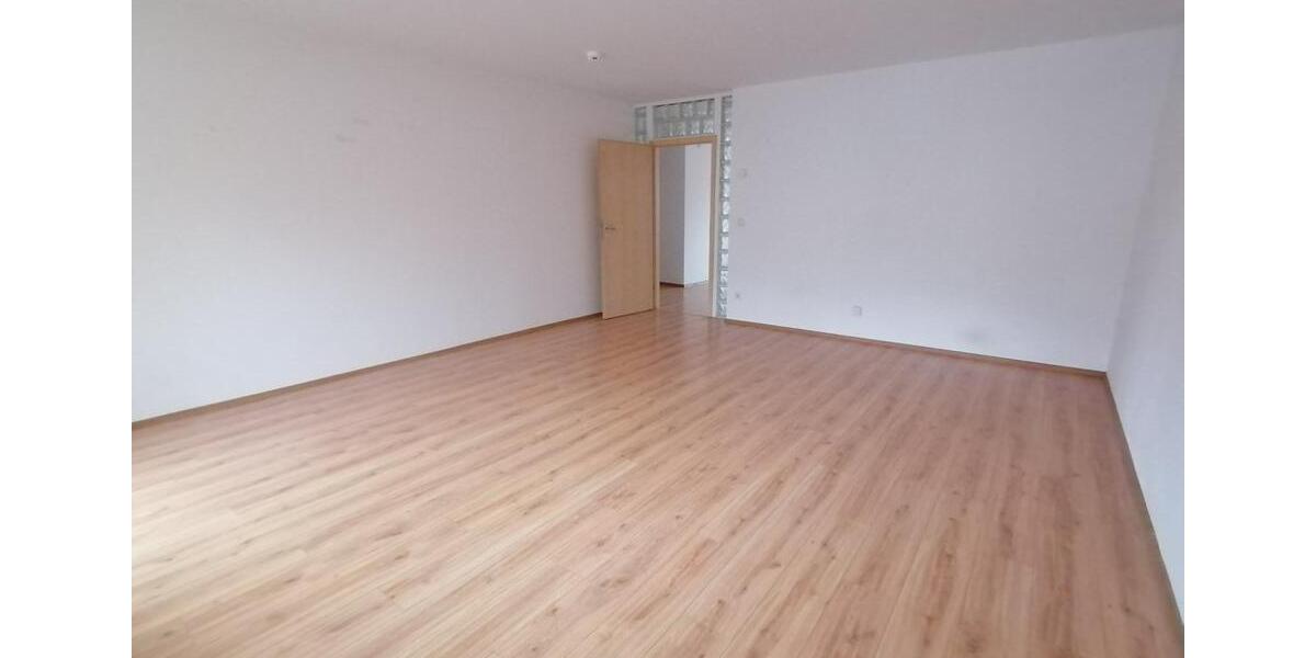 Etagenwohnung Leipzig Nordost - 2 Zimmer, 74 m&sup2;, 650&euro; | Angebot:25640621