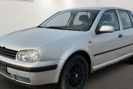 VW Golf 104.101 km 599 &euro; Brehna 06796