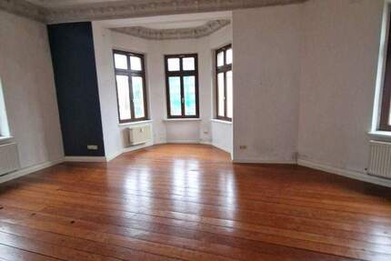 4-Raum-Wohnung mit Dielenboden und Stuckdecken 4 zimmer