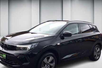 Opel Grandland (X) 3.800 km 23.990 &euro; Leipzig 04179