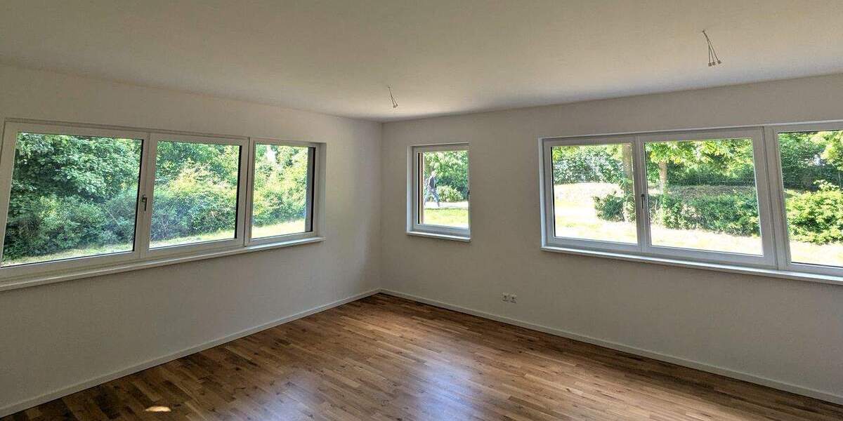 Etagenwohnung Leipzig Neustadt-Neuschönefeld - 2 Zimmer, 63 m&sup2;, 949&euro; | Angebot:25691555