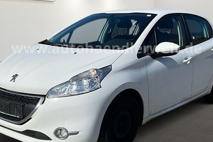 Peugeot 208 147.212 km 4.199 &euro; Brehna 06796