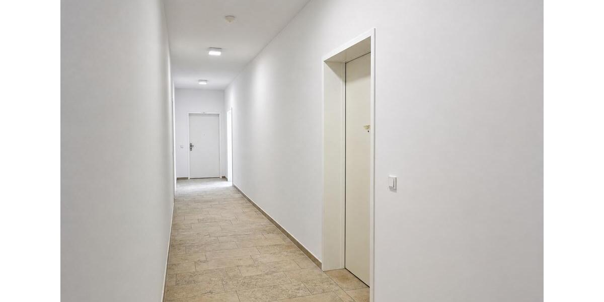 Dachgeschoßwohnung Leipzig Mitte - 3 Zimmer, 77 m&sup2;, 1.385&euro; | Angebot:26677010