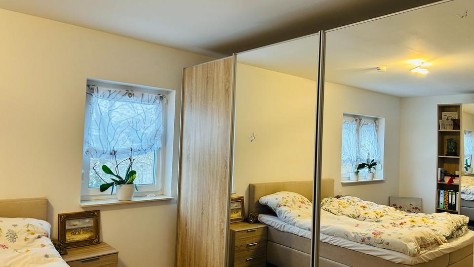 Doppelhaushälfte Markkleeberg - 5 Zimmer, 180 m&sup2;, 2.850&euro; | Angebot:25048211