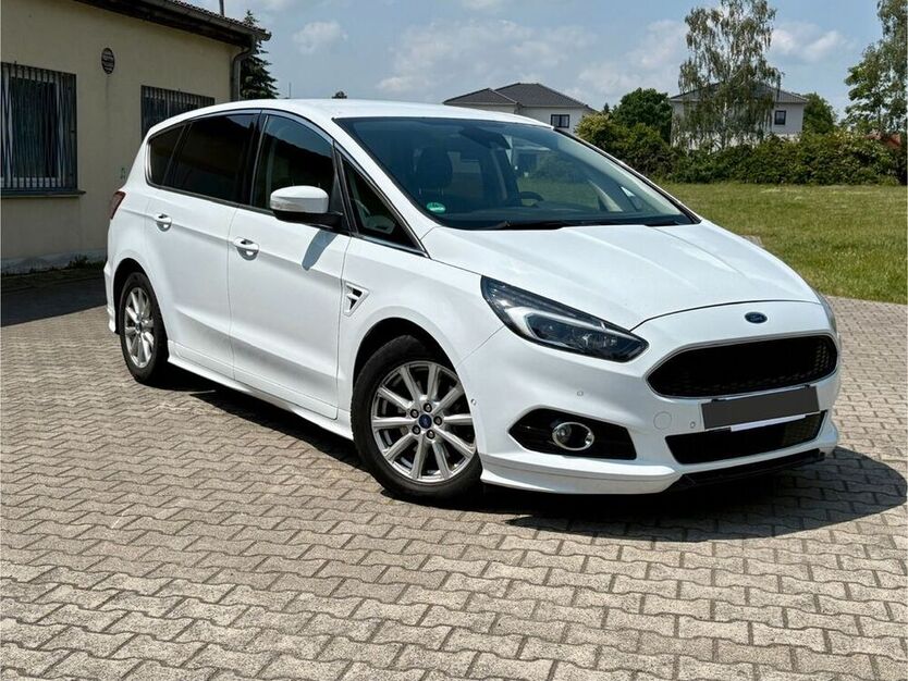 S-Max