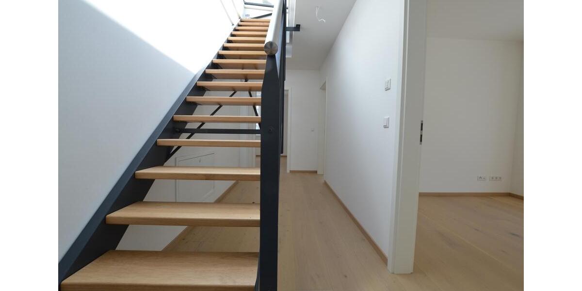 Reihenhaus Leipzig Ost - 4 Zimmer, 147 m&sup2;, 2.076&euro; | Angebot:24747257