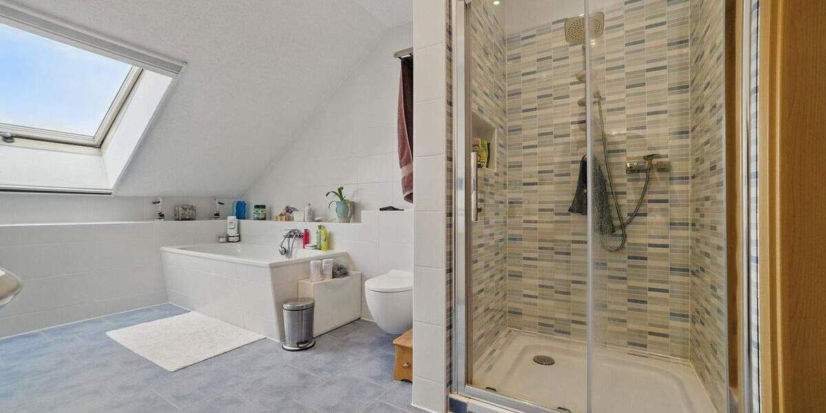 Doppelhaushälfte Leipzig Großzschocher - 5 Zimmer, 160 m&sup2;, 465.000&euro; | Angebot:25142371