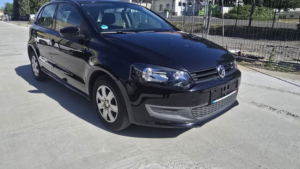 VW Polo 201.000 km 2.490 &euro; Leipzig - Ost 04328