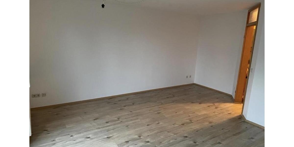 Reihenhaus Leipzig Ost - 6 Zimmer, 160 m&sup2;, 1.750&euro; | Angebot:26383931